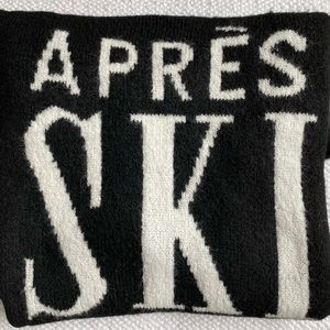 Cupcakes & Cashmere “Apres Ski” Scoop Neck Oversized Black Sweater